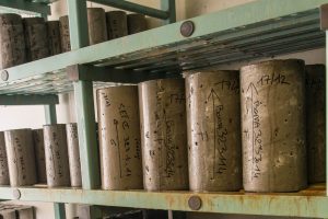 Résistance à la compression sur éprouvettes béton | LABORATOIRE CBTP